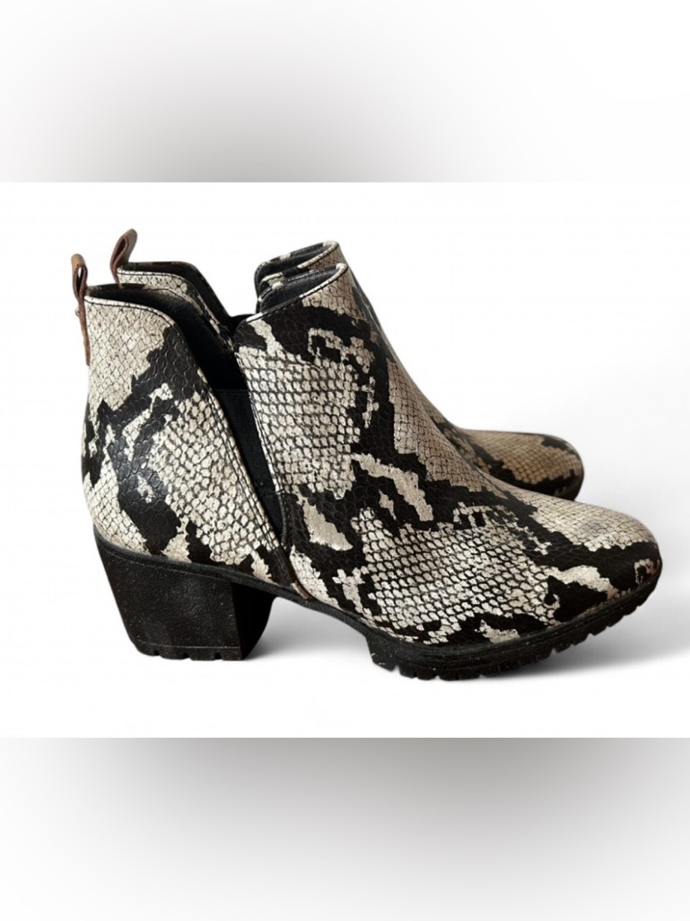 Dr. Scholl's Womens Size 7 Ankle Boots London Faux Snakeskin Black Ivory